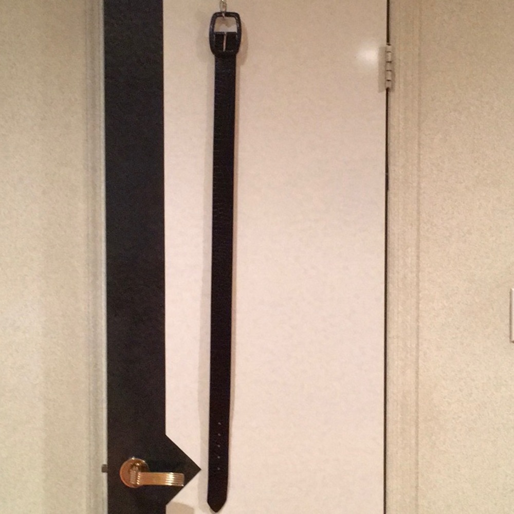Women’s belt. Genuine leather.dark brown.